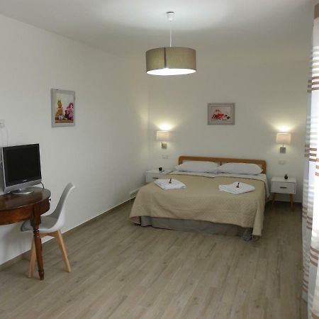 Ibiscus Bed and Breakfast Castellammare del Golfo Εξωτερικό φωτογραφία